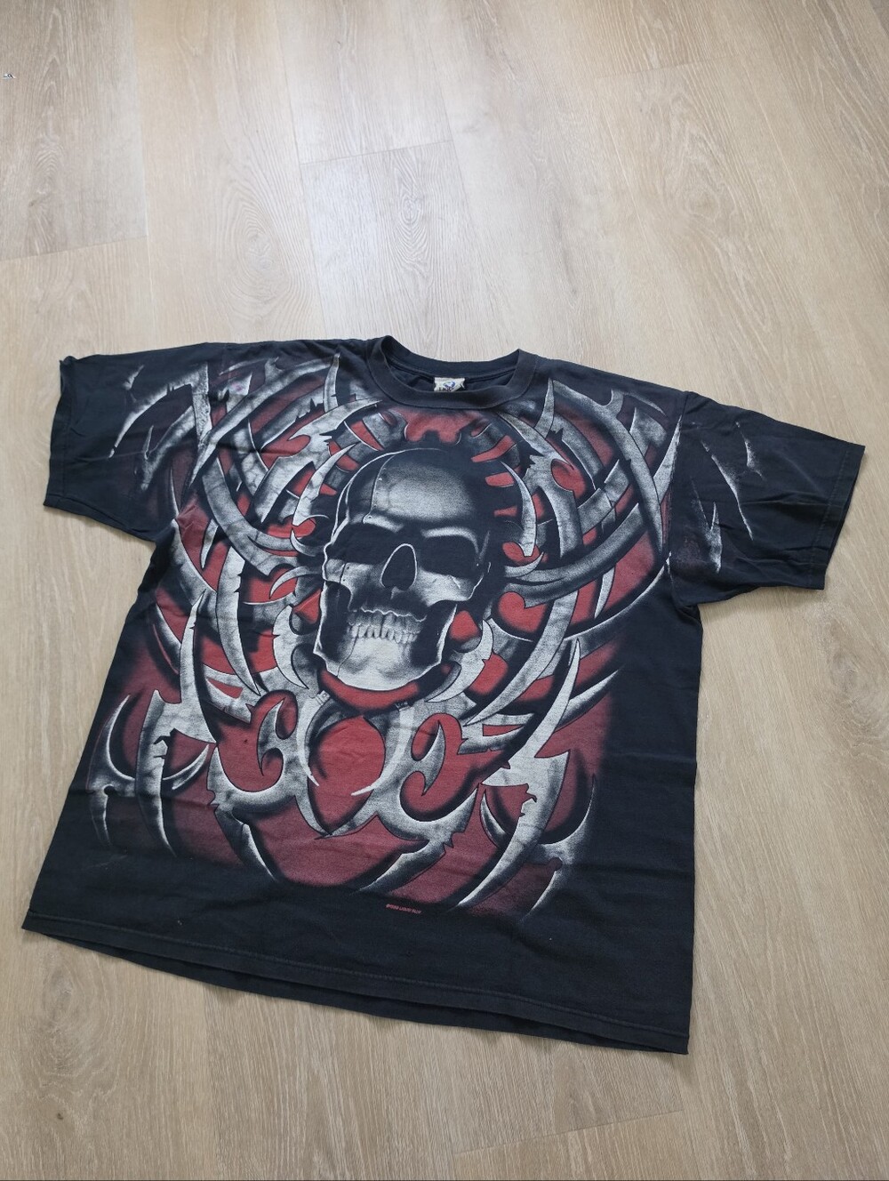 Vintage 1998 Liquid Blue skull tee